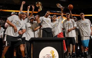 “Сан-Антонио” – фаворит в гонке за чемпионство НБА