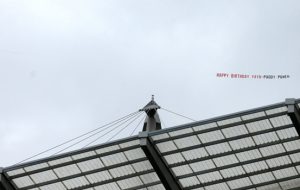 Pdddy Power оригинально поздравил Яя Туре с Днём рождения
