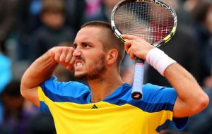 Прогноз и ставки Джон Изнер – Виктор Троицки, ATP, Лондон (19.06.2015)